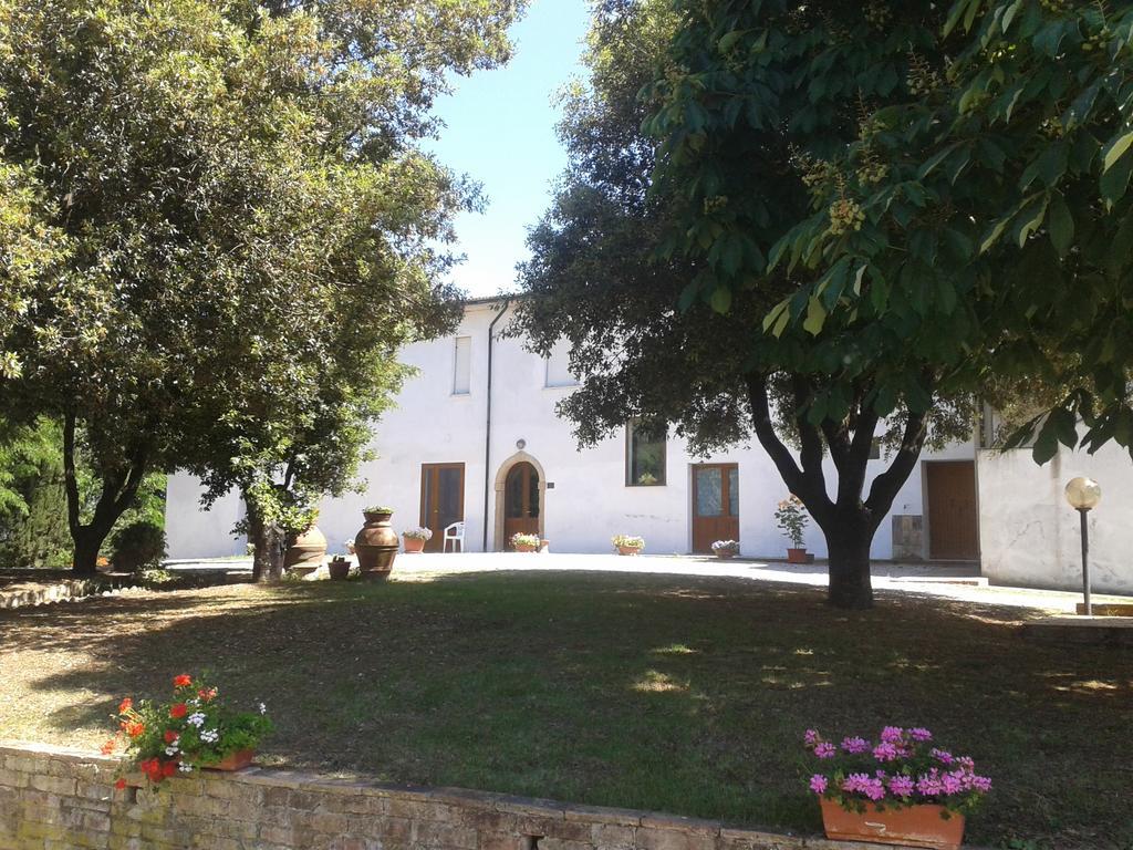 Agriturismo Santa Chiara Помаранче Екстериор снимка
